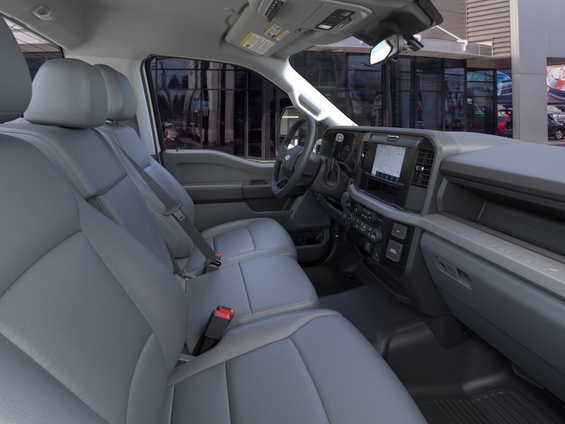 2025 Ford F-350 Super Duty Chassis Cab XL - Photo 11