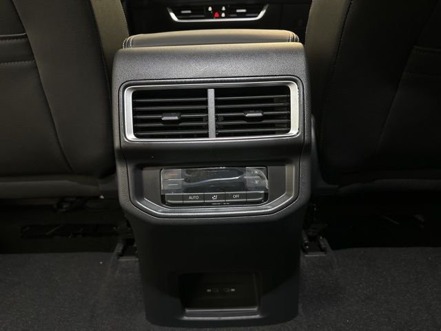2026 Volkswagen Atlas SE - Photo 29