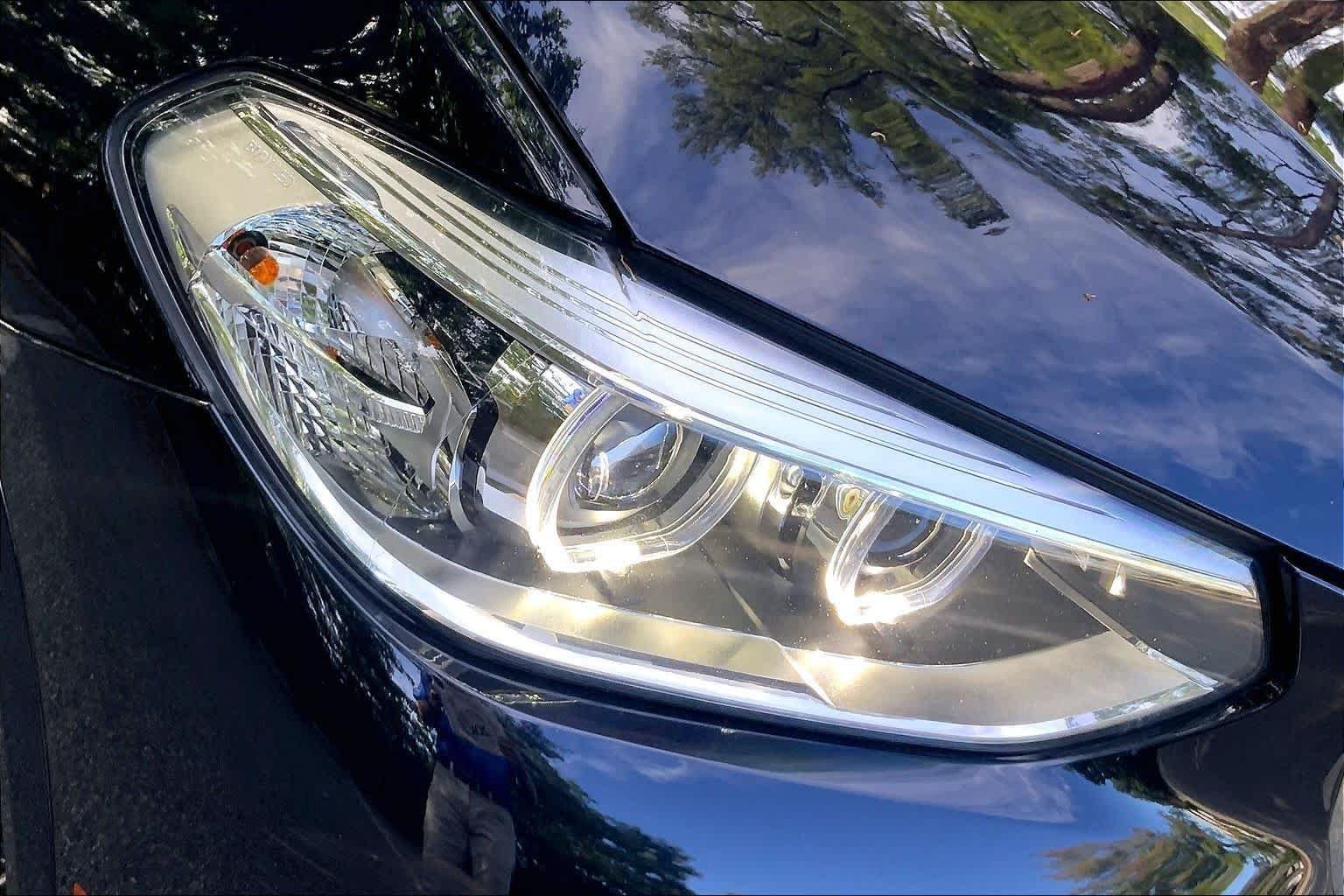 Used 2020 Carbon Black Metallic BMW xDrive30i image 26