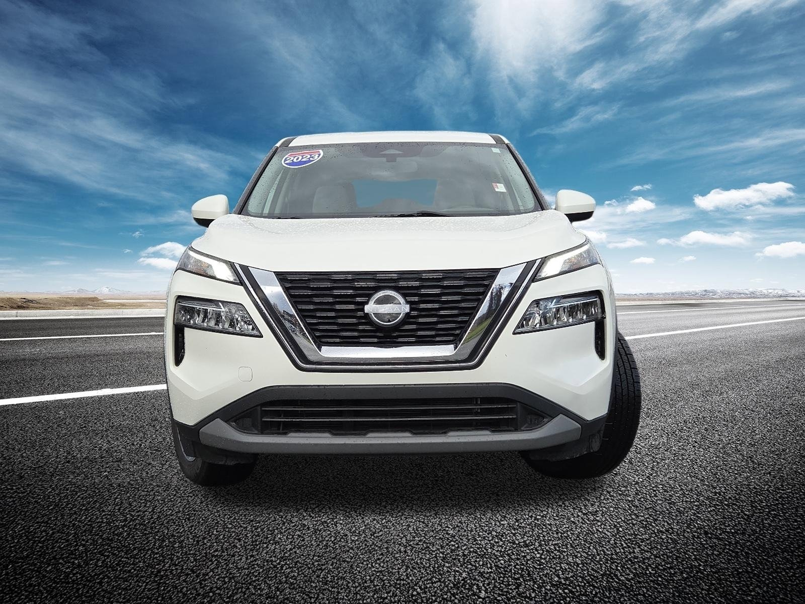 2023 Nissan Rogue SV - Photo 11