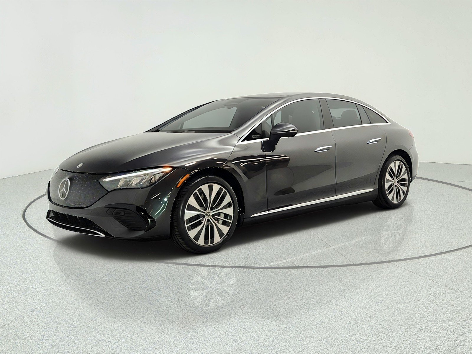 Certified Used 2023 Graphite Grey Metallic Mercedes-Benz EQE 500 4MATIC®+ Sedan image 1