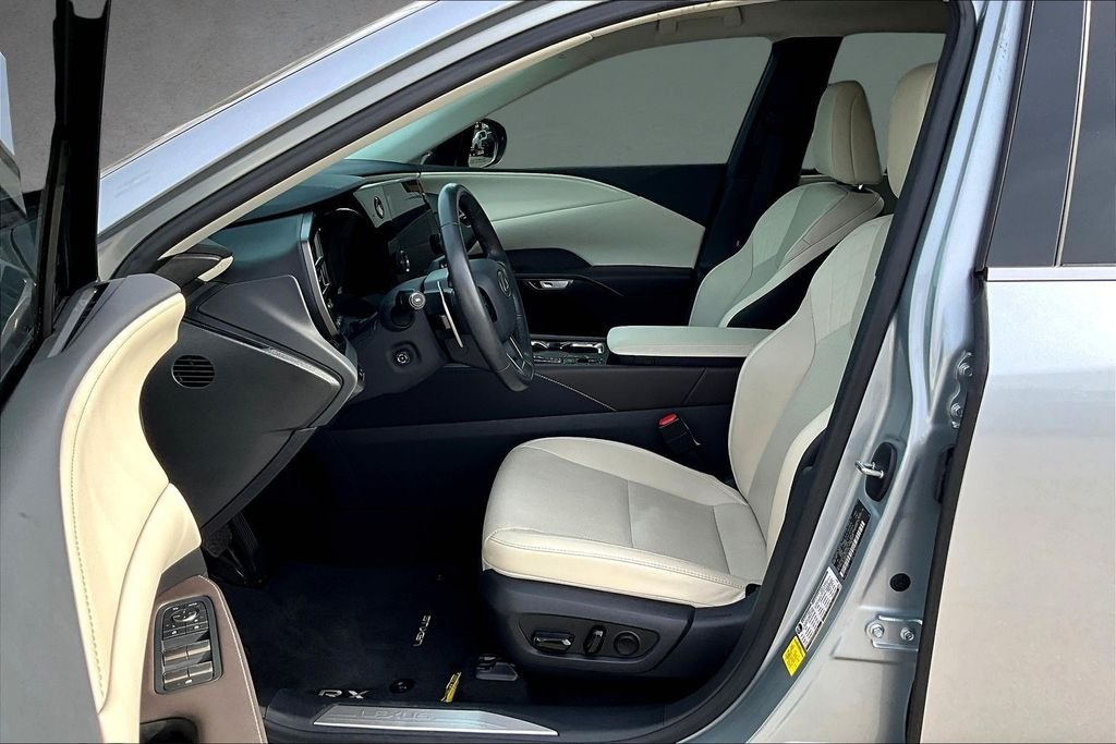 2024 Lexus RX 350 - Photo 38