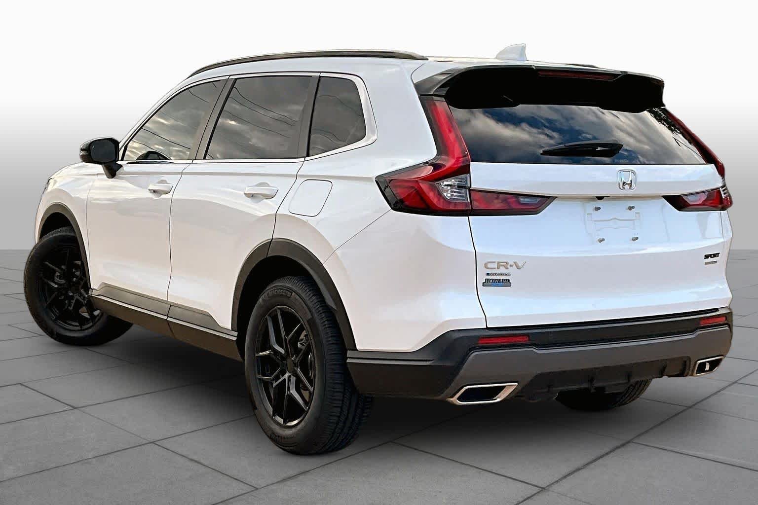 Used 2023 Platinum White Pearl Honda Sport Touring image 12