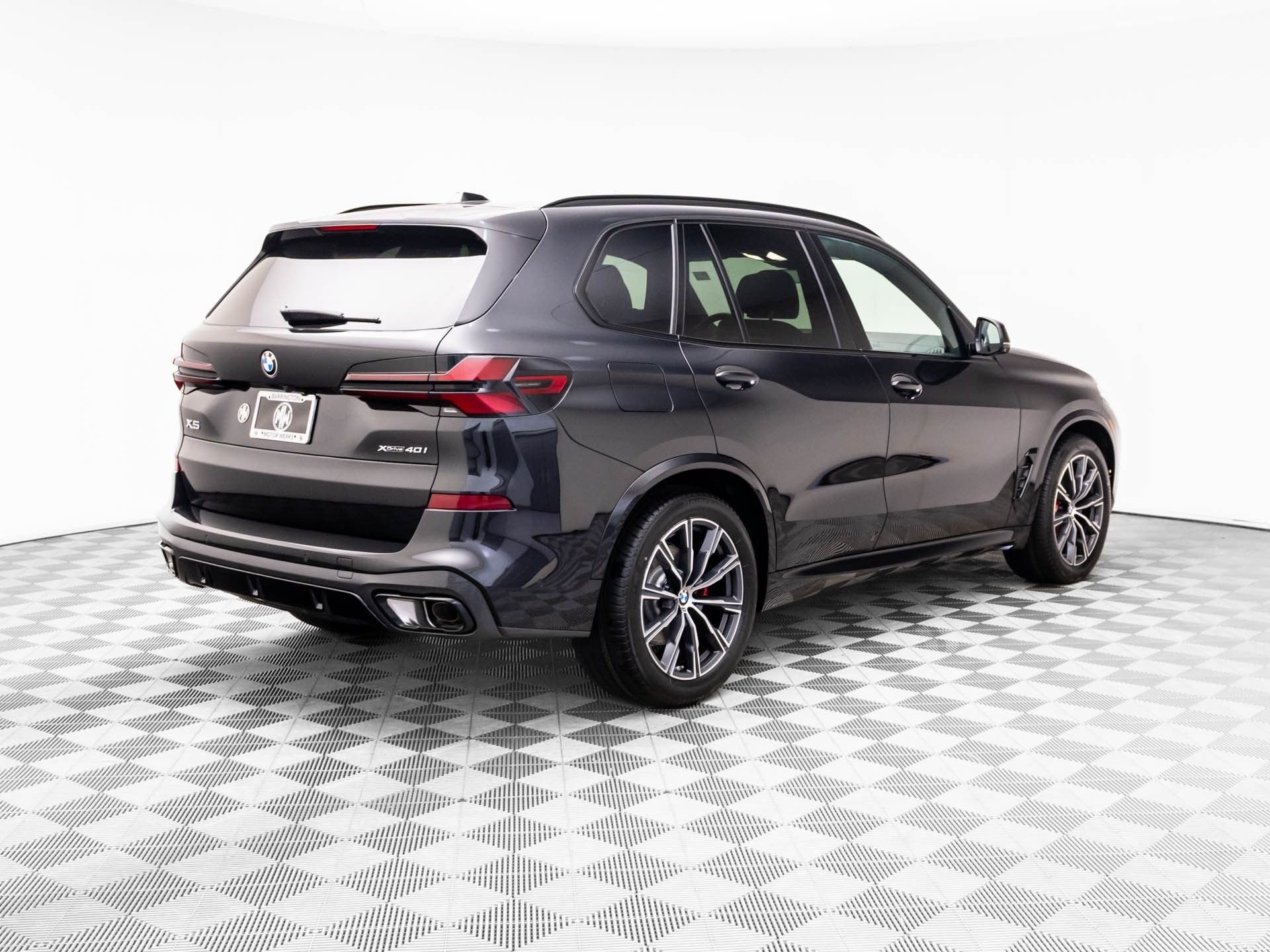 New 2026 Black Sapphire Metallic BMW xDrive40i image 6