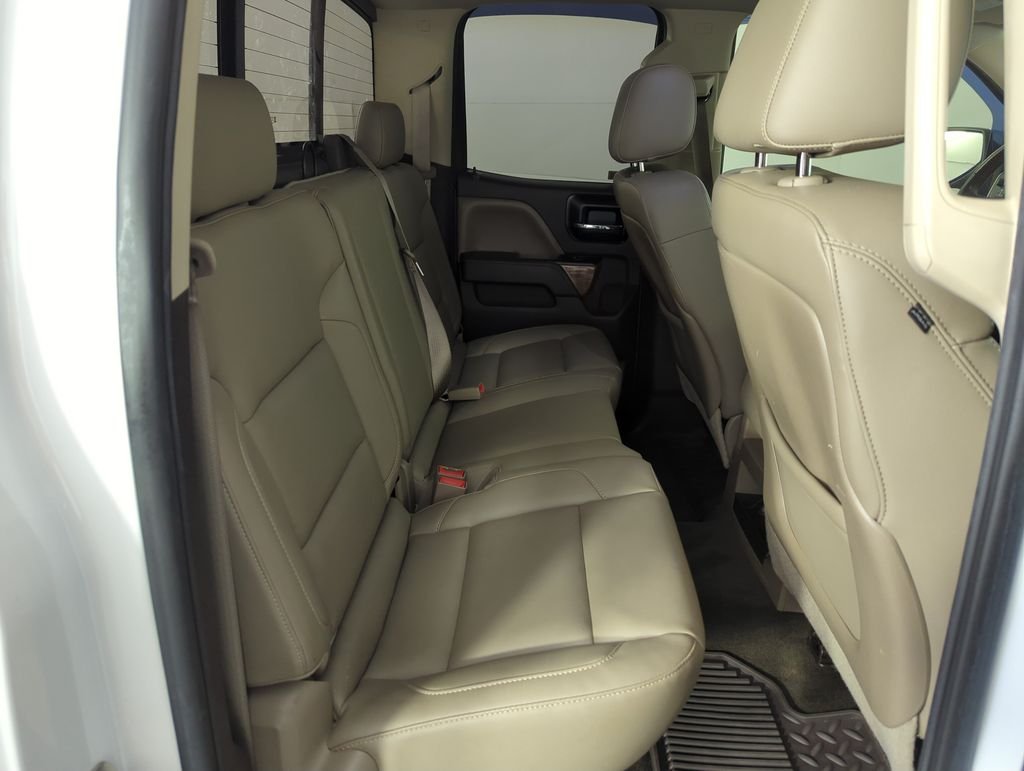 Used 2014 White GMC SLT image 31