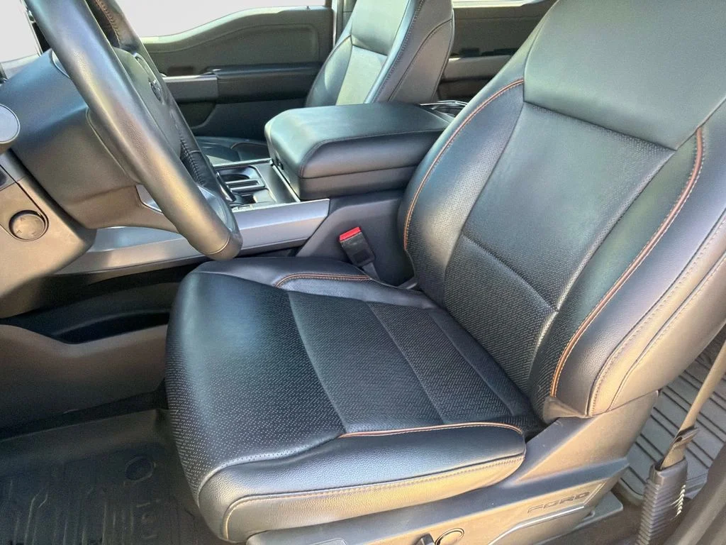 Used 2024 Star White Ford Lariat image 21