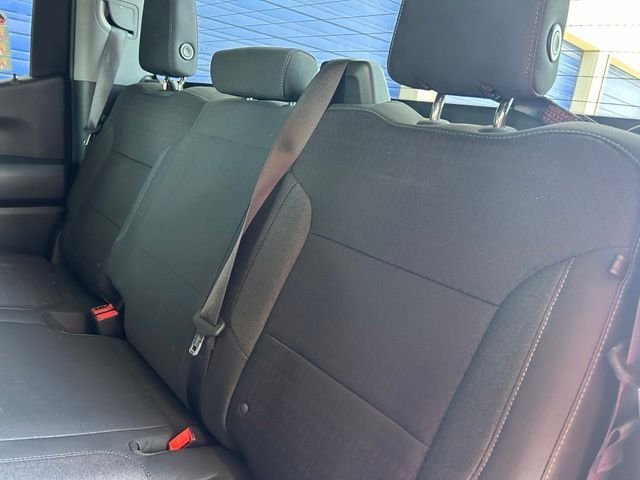 Used 2022 White Chevrolet Custom image 15