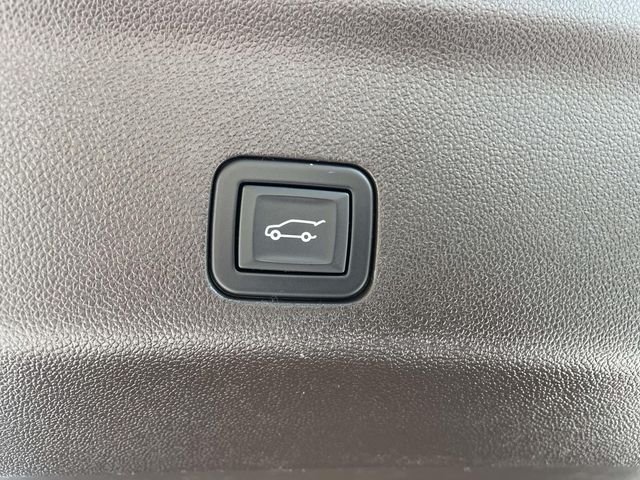 Used 2023 Black Chevrolet LT image 9