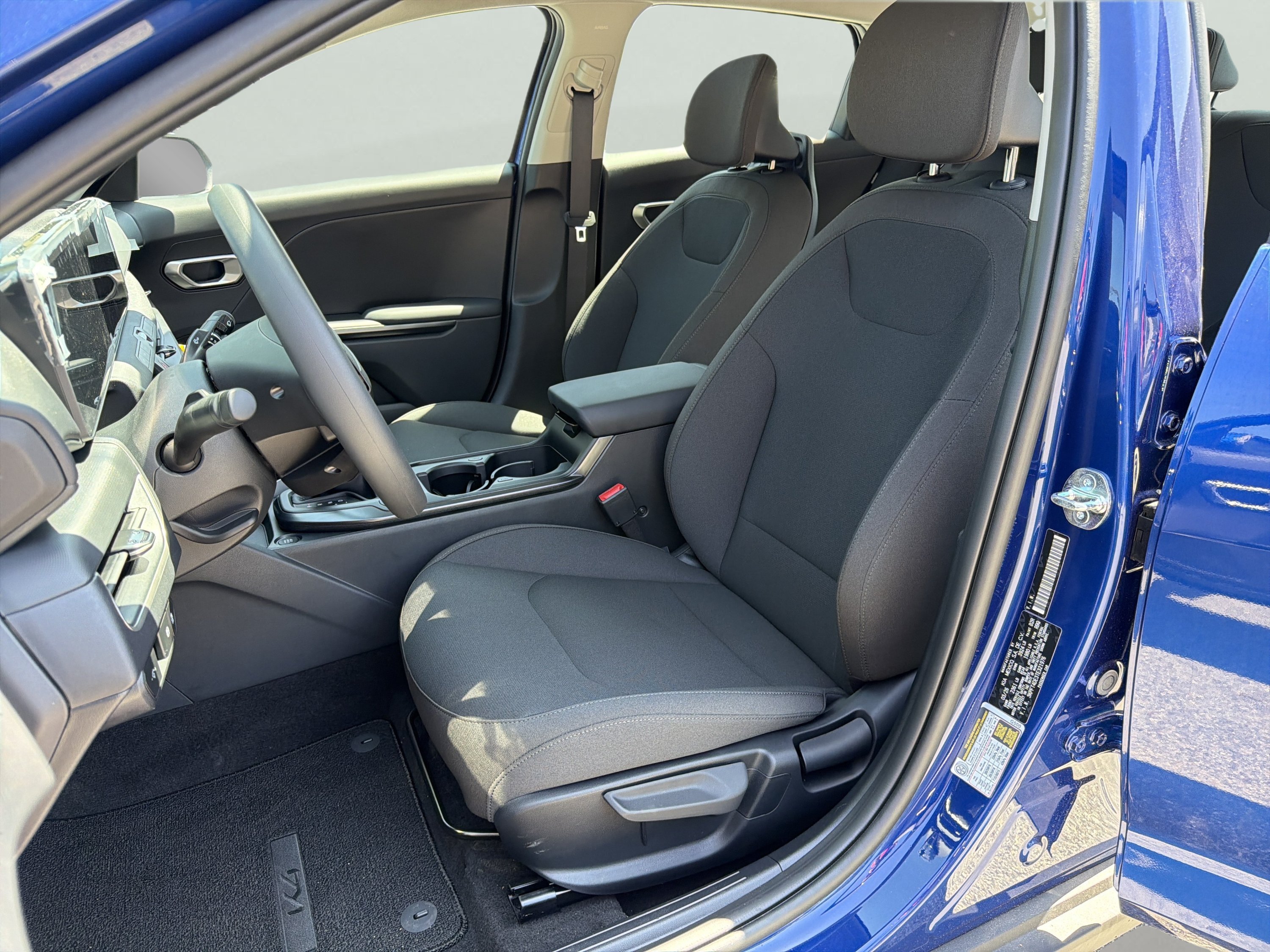New 2026 Deep Sea Blue Kia LXS image 18