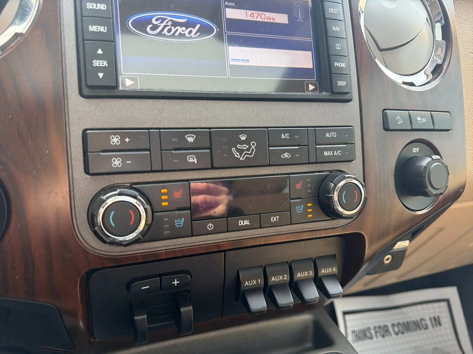 Used 2011 White Ford Lariat image 17