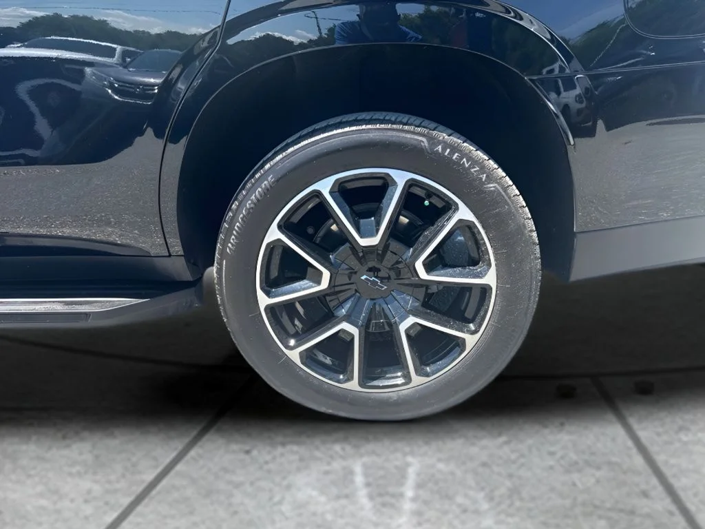 Used 2025 Black Chevrolet RST image 25