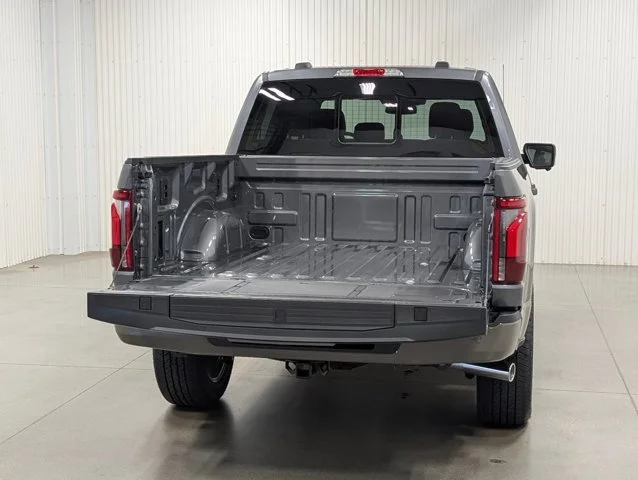 New 2026 Carbonized Gray Metallic Ford King Ranch® image 65