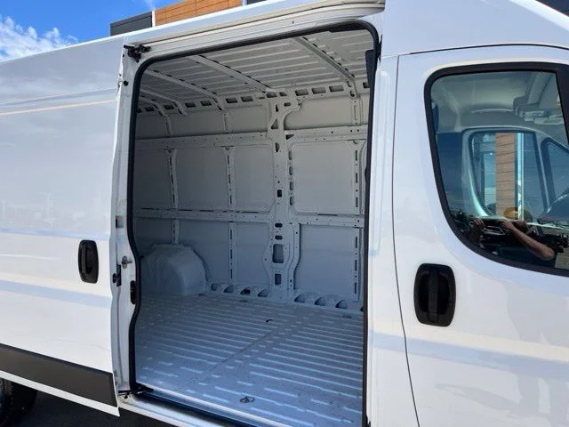 Used 2025 White Ram High Roof image 27