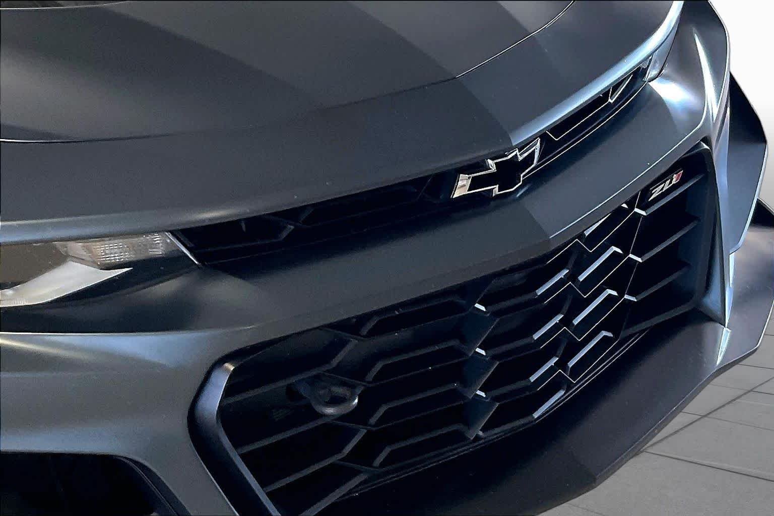 Used 2019 Shadow Gray Metallic Chevrolet ZL1 image 28