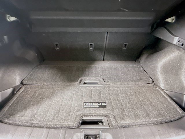 Used 2022 Gun Metallic Nissan SL image 31