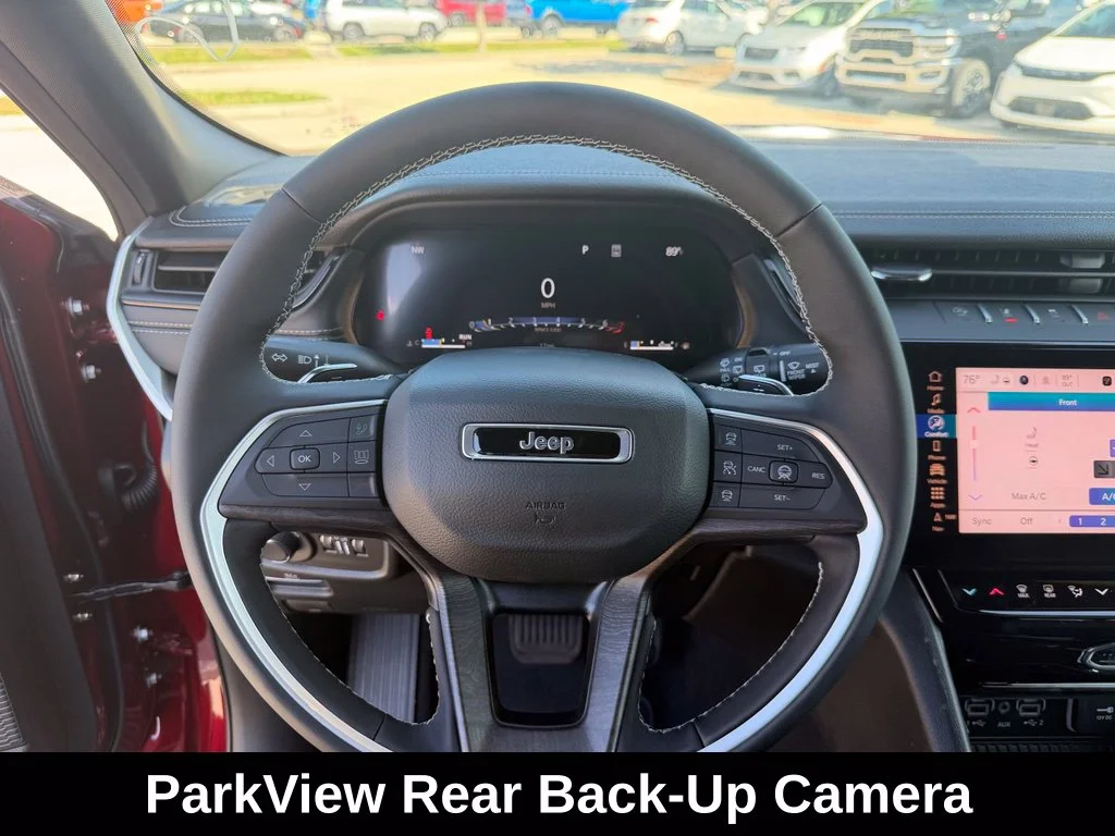 New 2026 Velvet Red Pearl-Coat Exterior Paint Jeep Laredo Altitude image 24
