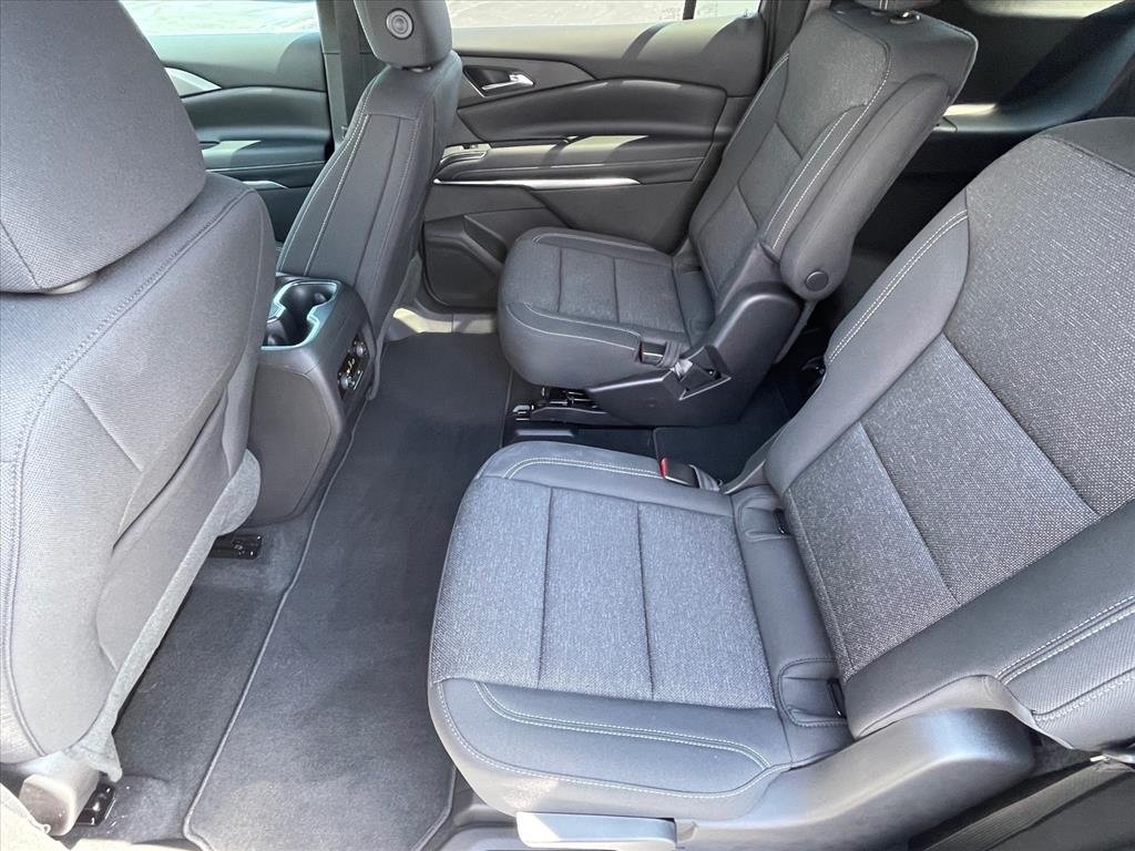 2027 Chevrolet Traverse LT - Photo 23