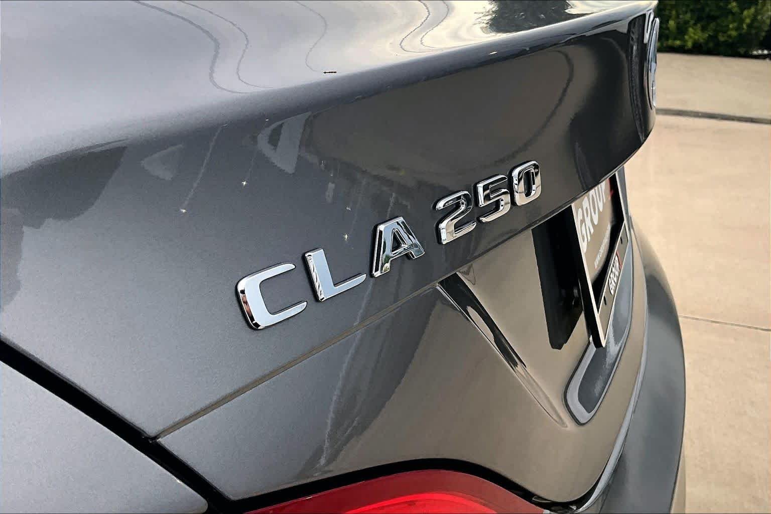 Used 2018 Mountain Grey Metallic Mercedes-Benz CLA 250 image 28