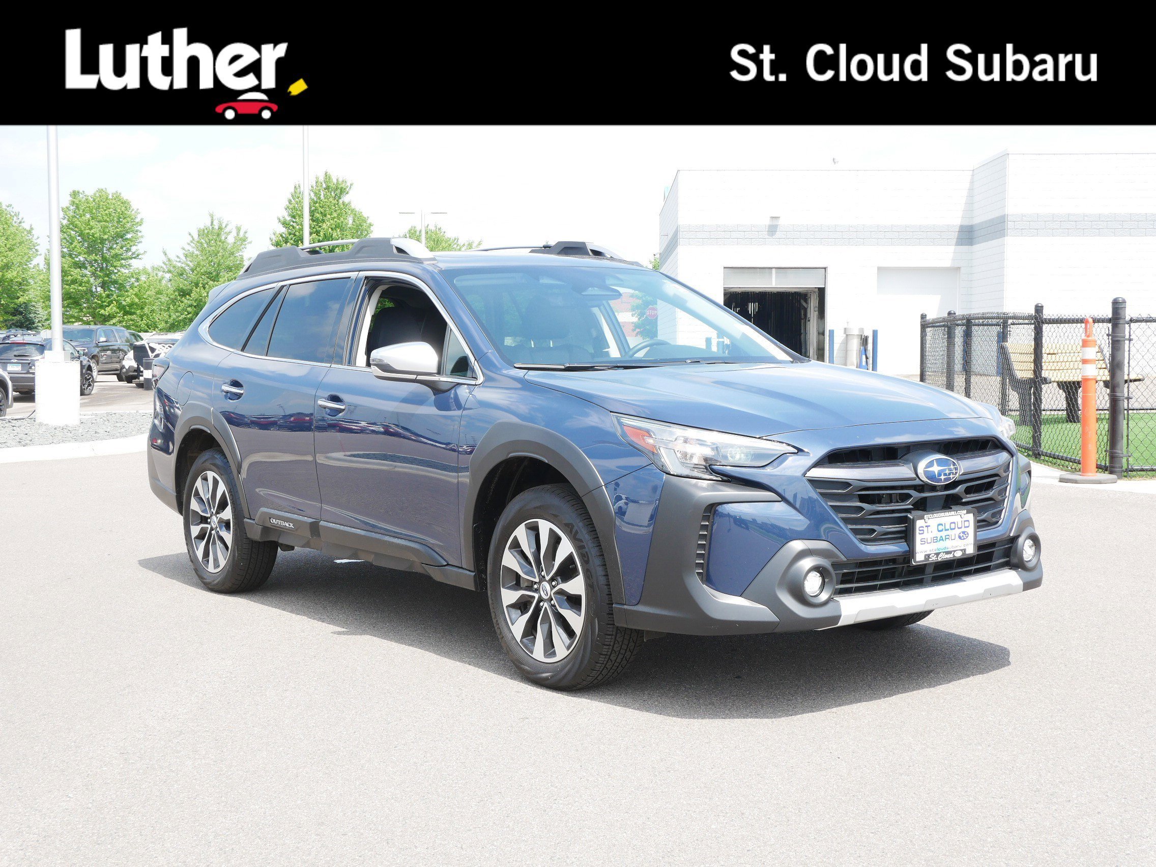 2025 Subaru Outback Touring XT's photo