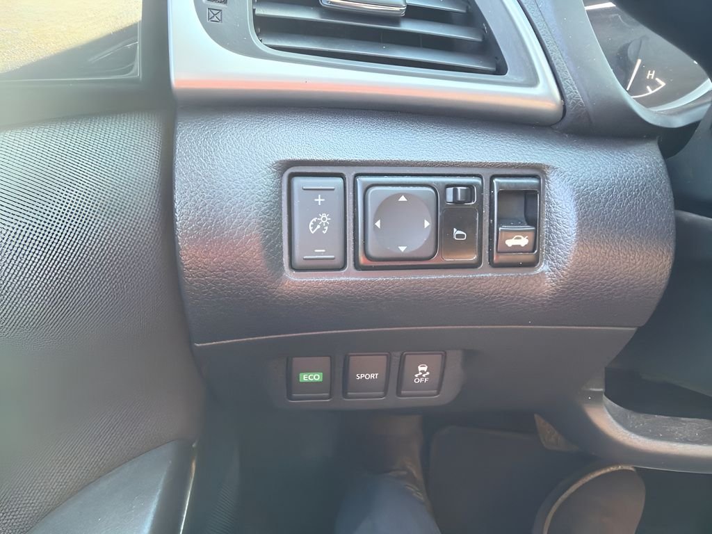 Used 2018 Gun Metallic Nissan SV image 22