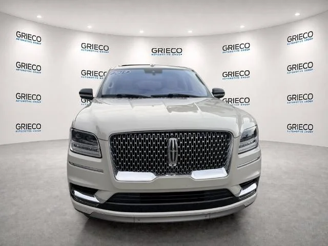 Used 2019 Ceramic Pearl Metallic Lincoln Reserve image 30