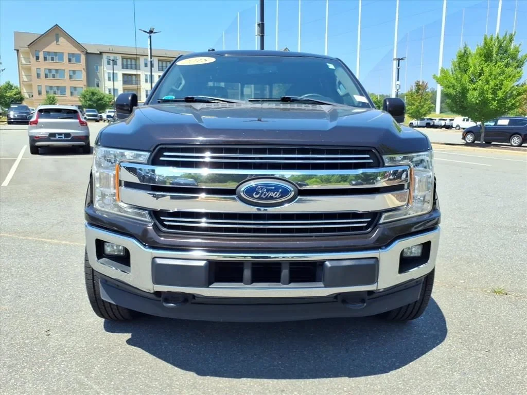 Used 2018 Red Ford Lariat image 36