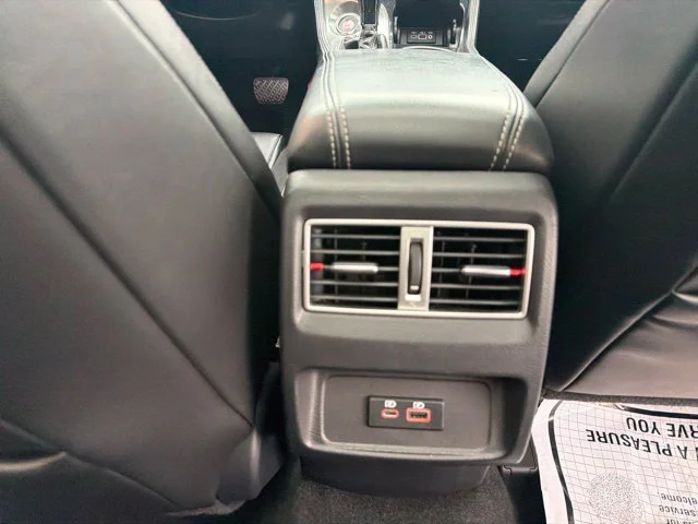 Used 2020 Silver Nissan 3.5 SL image 28
