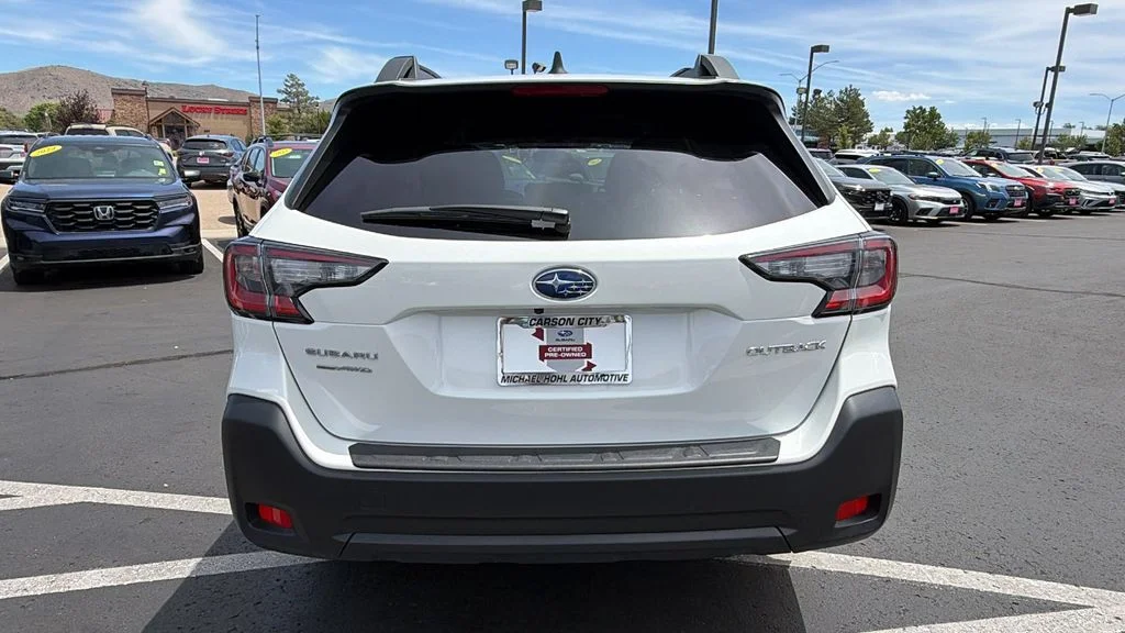 Used 2025 Crystal White Pearl Subaru Premium image 4