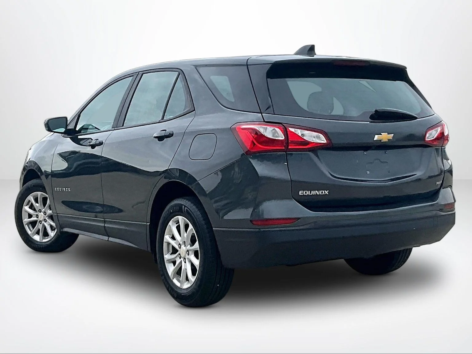 Used 2020 Gray Chevrolet LS image 13