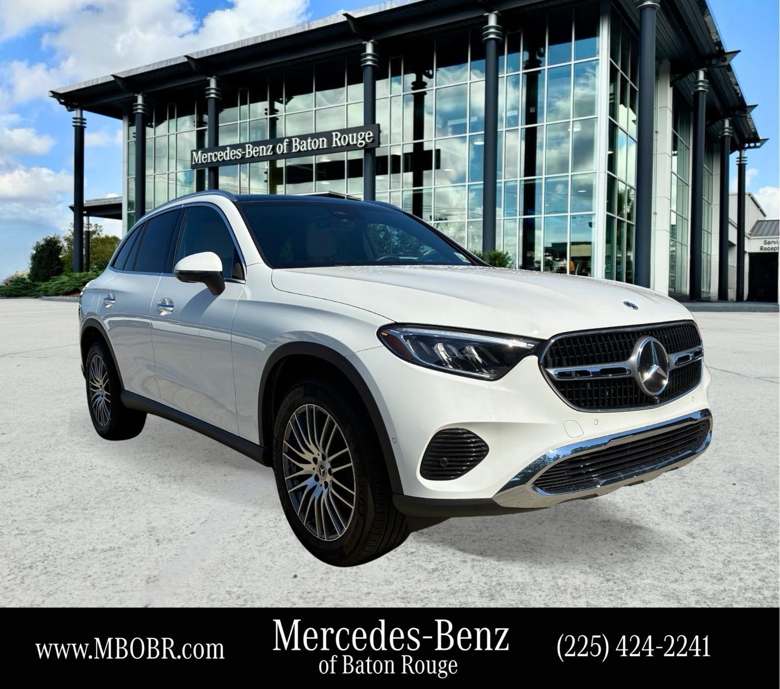 2026 Mercedes-Benz GLC GLC 300's photo