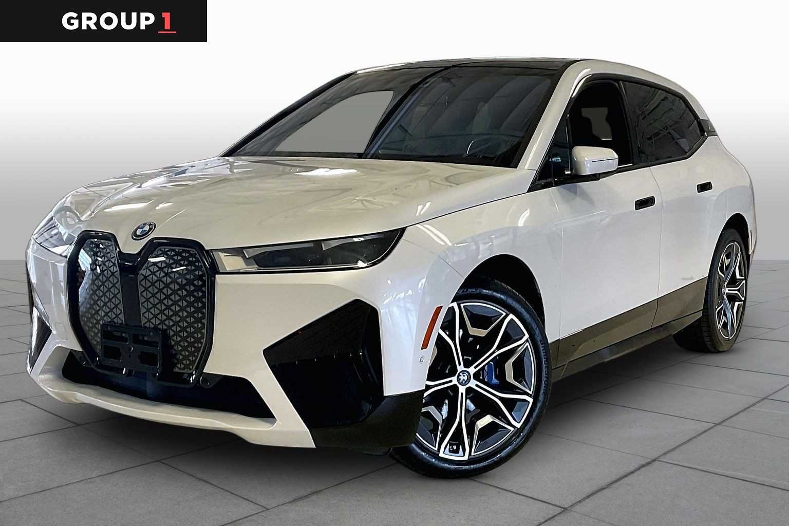2024 BMW iX xDrive50's photo
