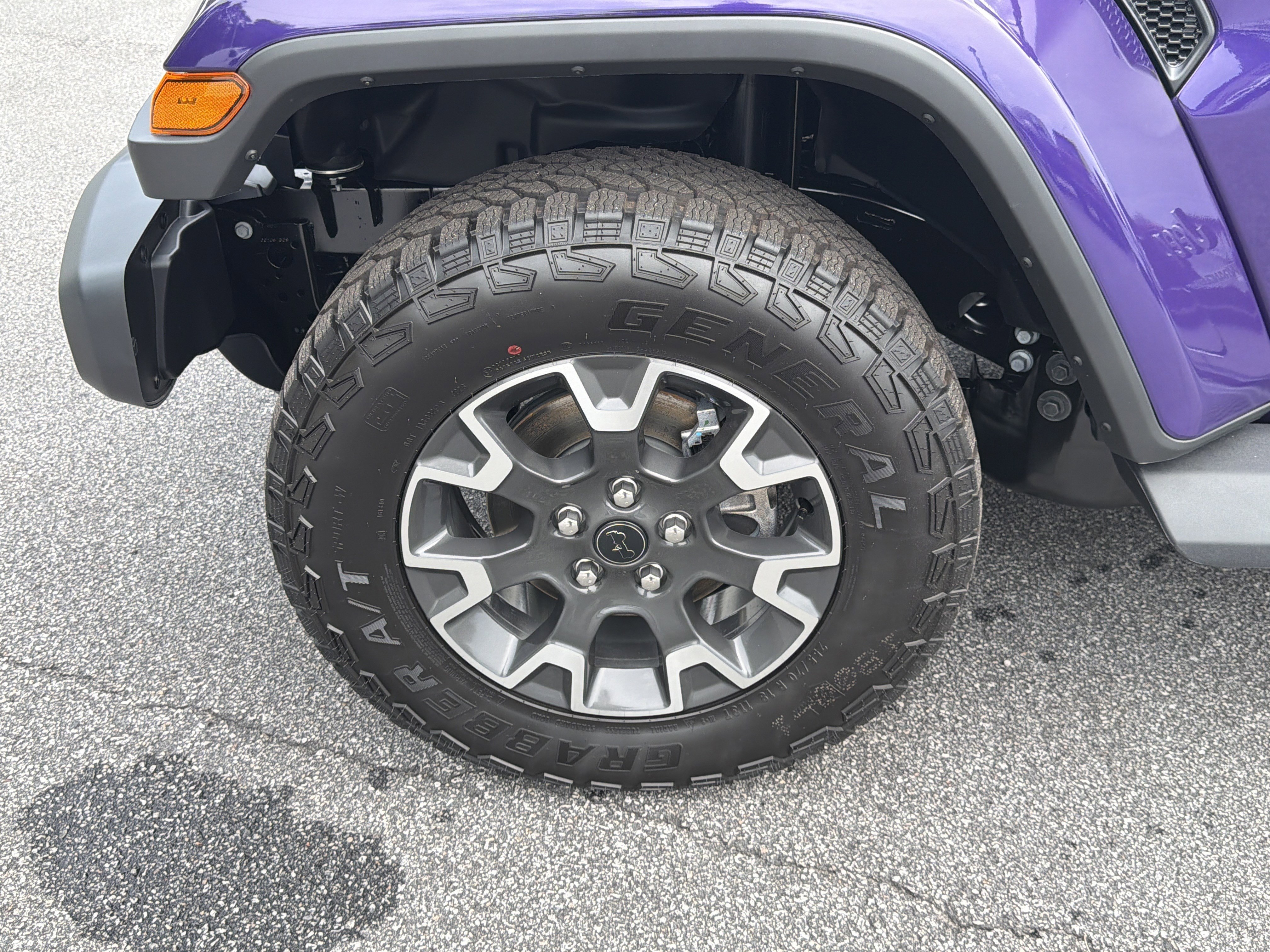New 2026 Reign Exterior Paint Jeep Sahara image 13