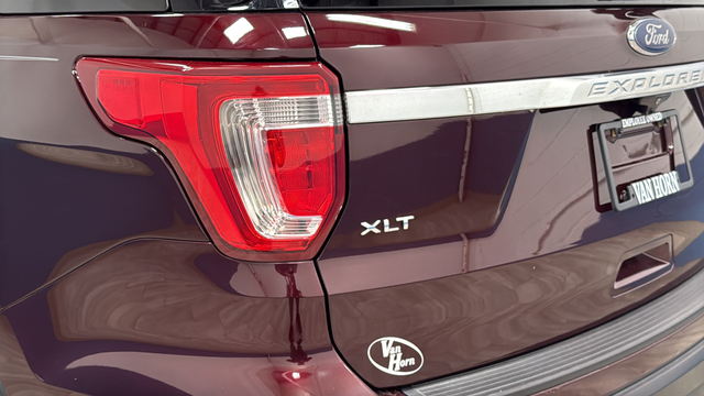 Used 2018 Burgundy Velvet Metallic Tinted Clearcoat Ford XLT image 37
