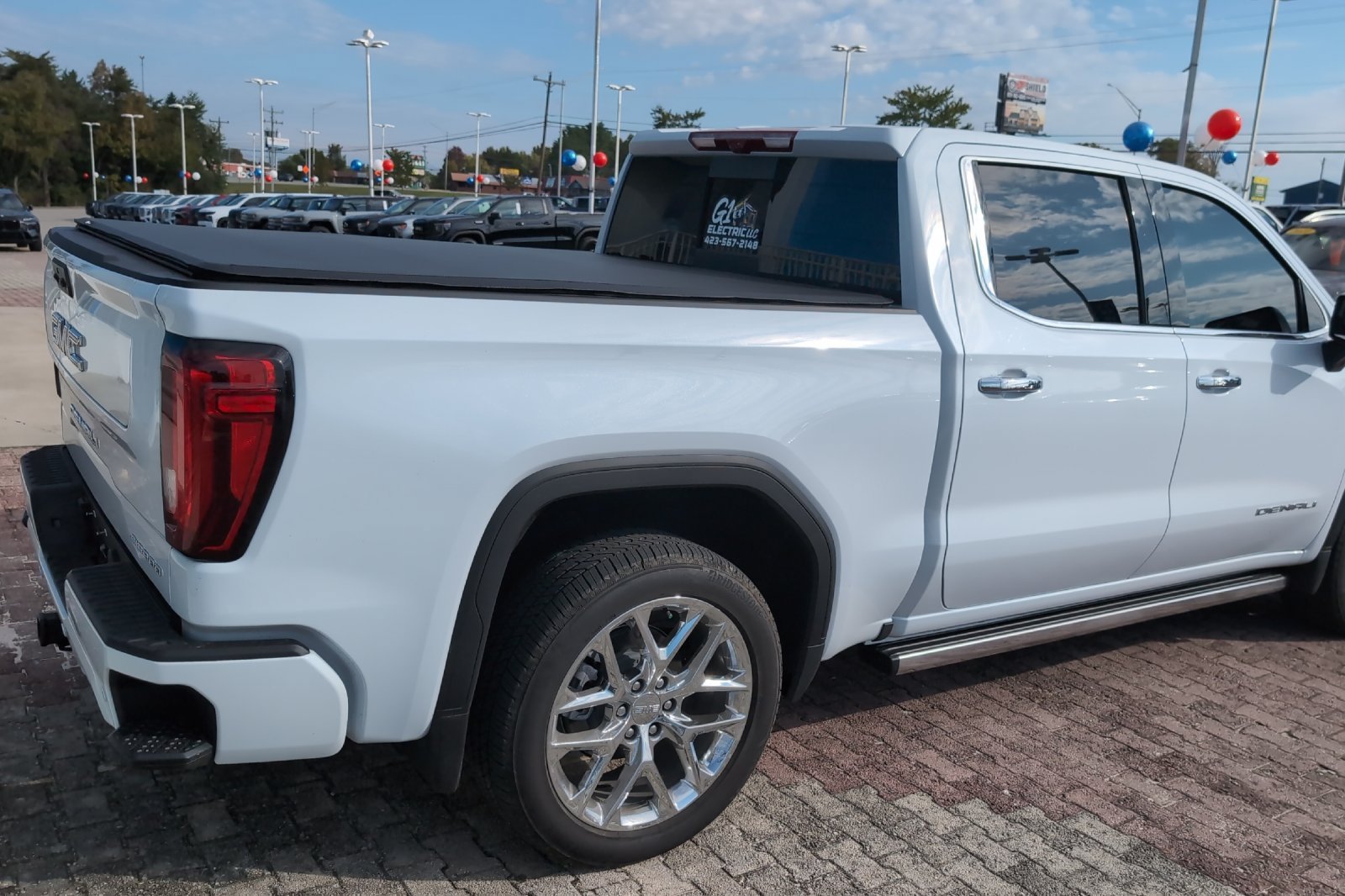 Used 2026 Glacier White Tricoat GMC Denali image 4