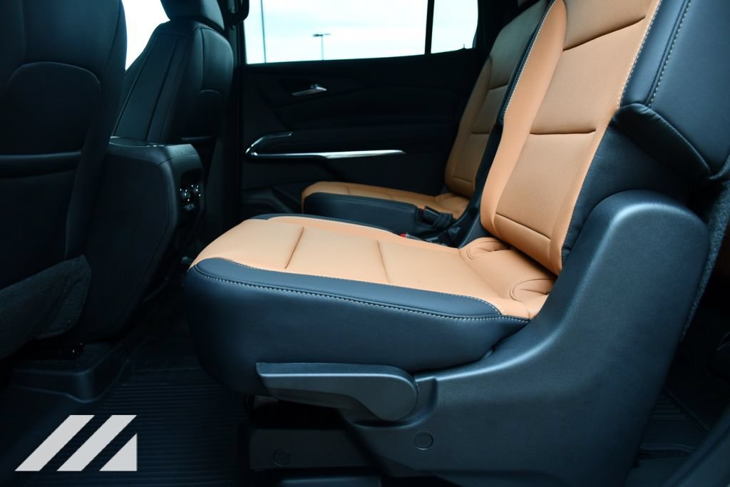 2027 Chevrolet Traverse Z71 - Photo 23