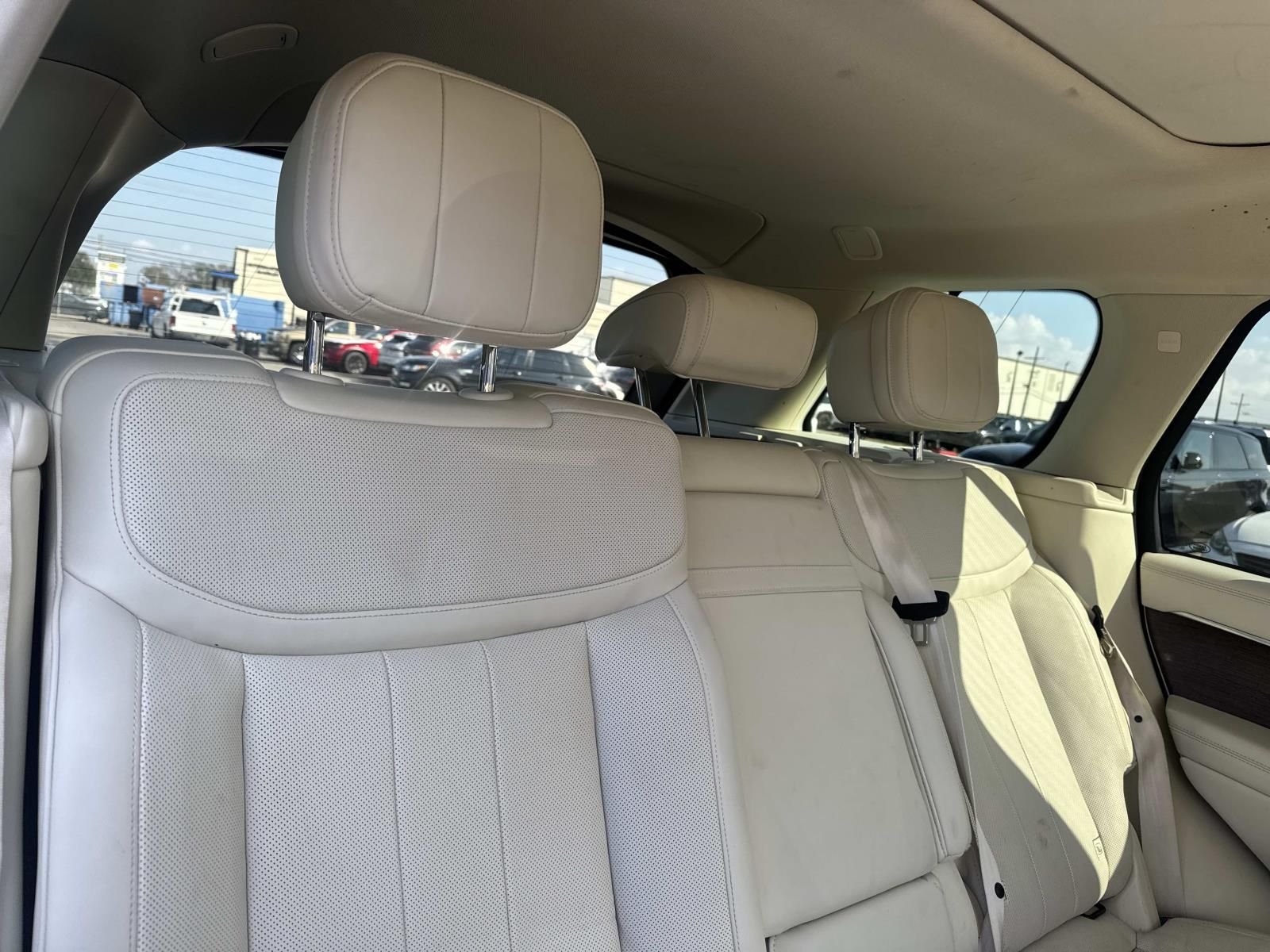 2023 Land Rover Range Rover SE - Photo 9