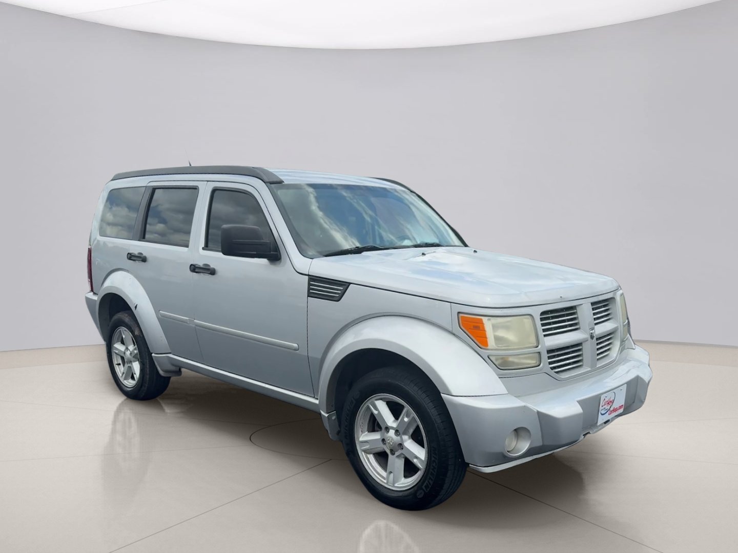 Used 2011 Silver Dodge SXT 2WD image 7