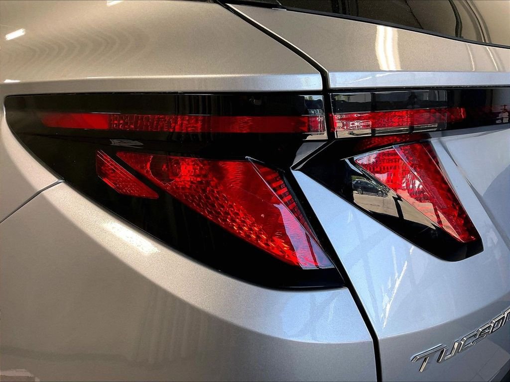 Used 2024 Silver Hyundai SEL image 34