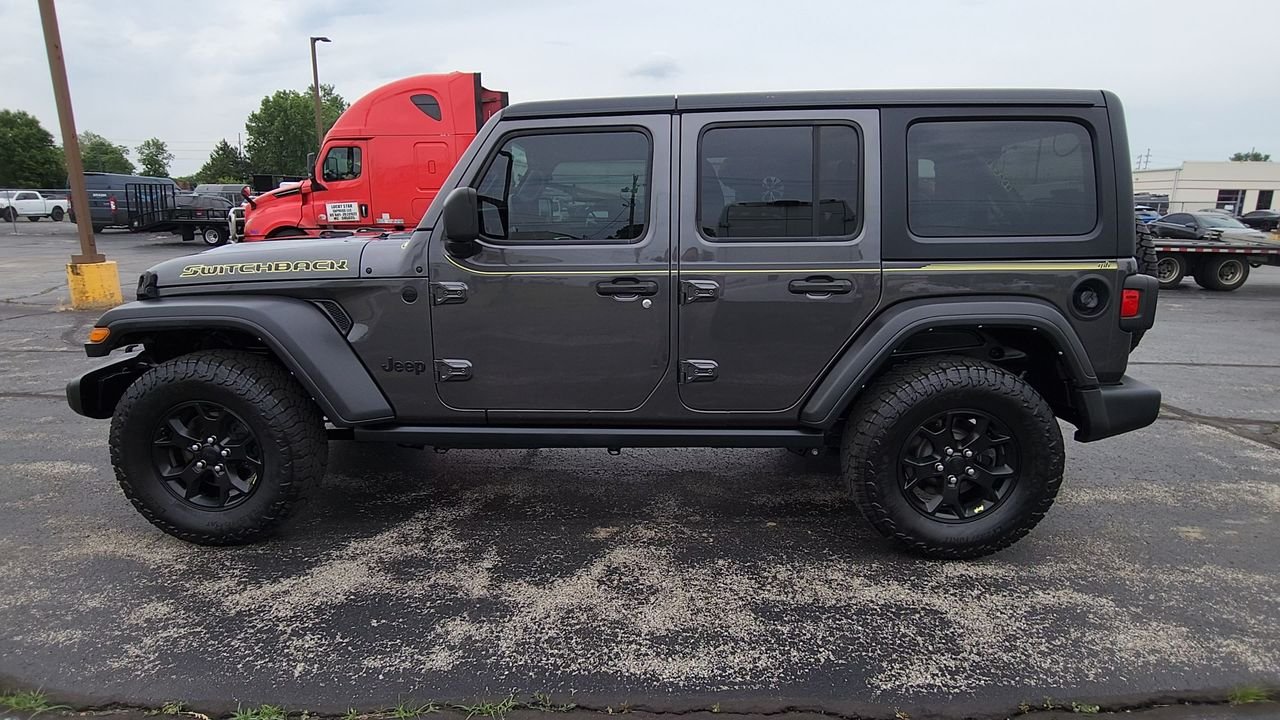 Used 2022 Granite Crystal Metallic Clearcoat Jeep Unlimited Willys image 5