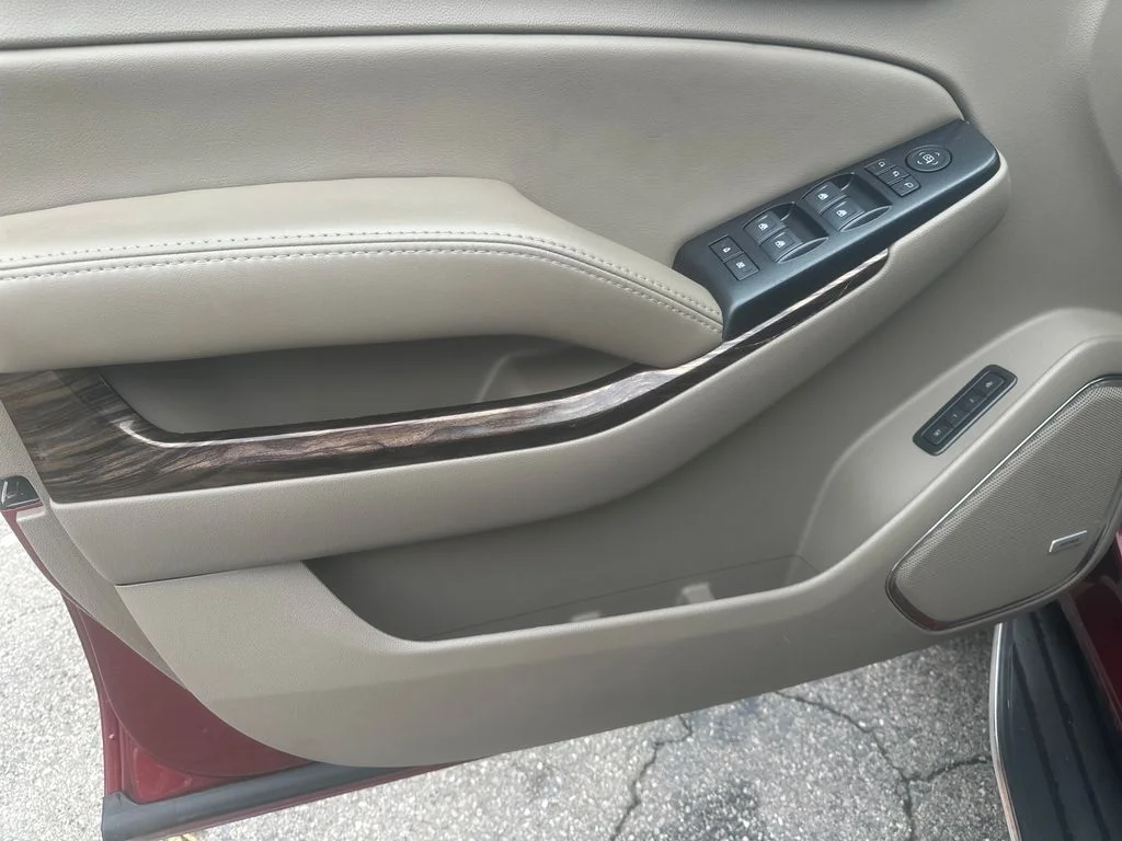Used 2020 Red GMC SLT image 9