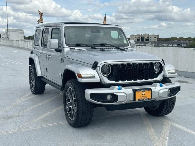 1C4RJXU65RW119085