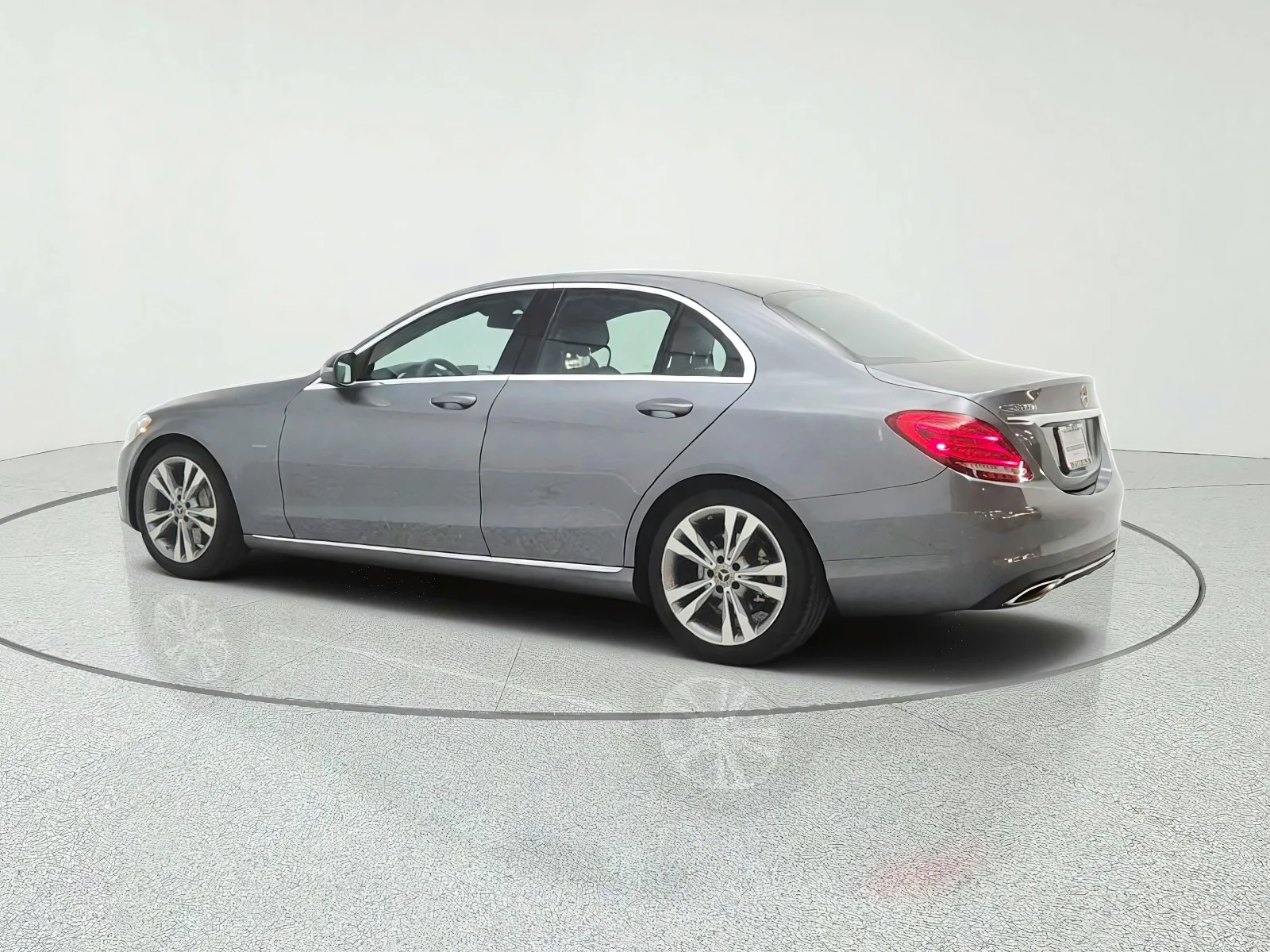 Used 2018 Selenite Grey Metallic Mercedes-Benz C 350e Sedan image 7