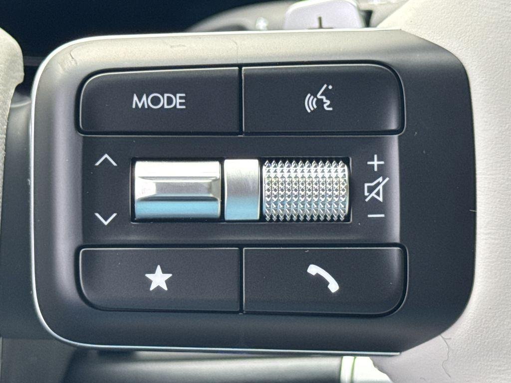 New 2026 Gray Hyundai SEL FWD image 24
