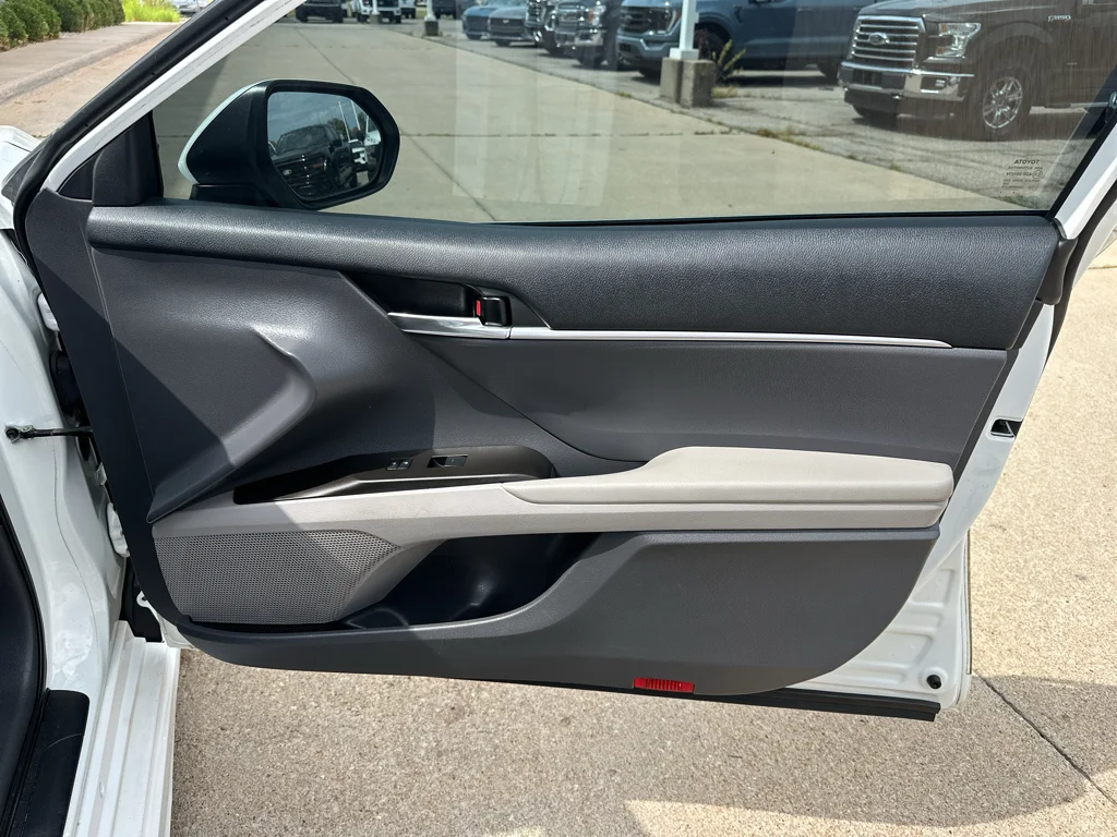 Used 2021 Super White Toyota SE image 29