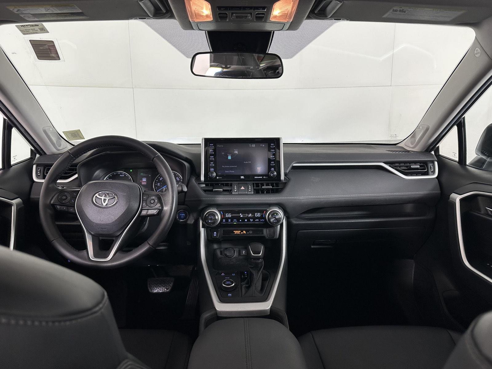 Used 2021 Silver Sky Metallic Toyota XLE Premium image 18