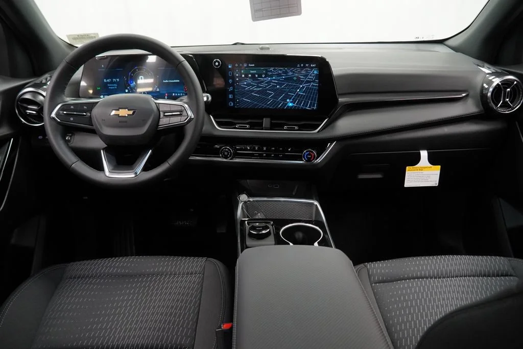 2027 Chevrolet Equinox LT - Photo 22