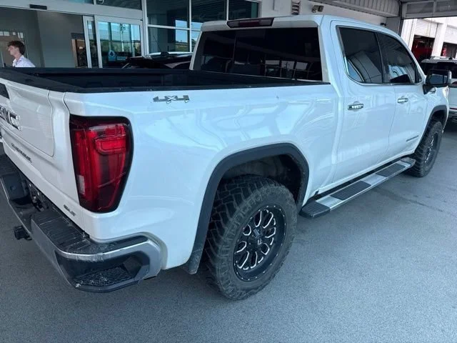 Used 2023 White Frost Tricoat GMC SLT image 8