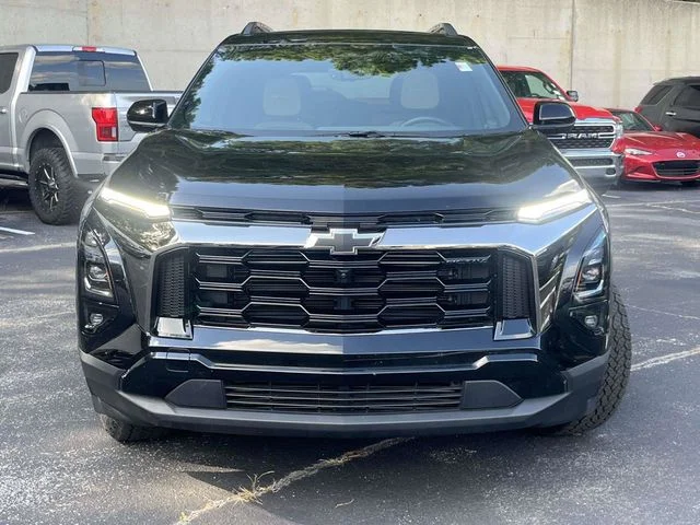 Used 2025 Mosaic Black Metallic Chevrolet ACTIV image 9