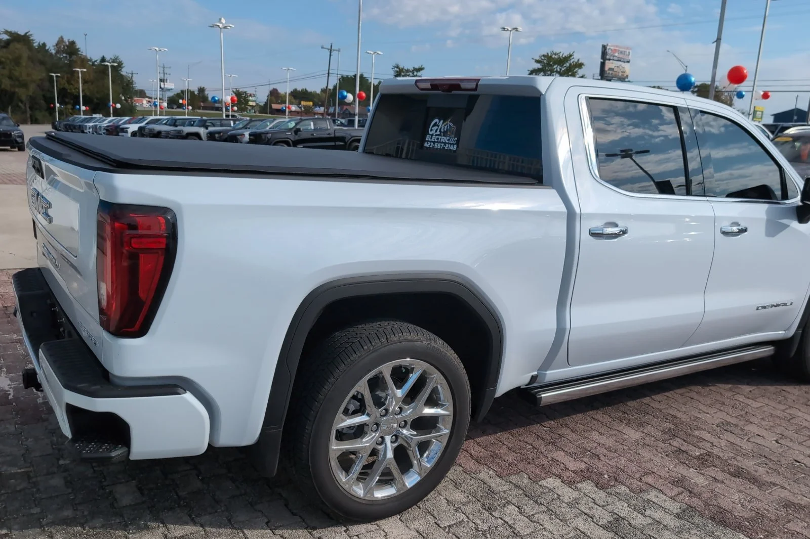 Used 2026 Glacier White Tricoat GMC Denali image 4