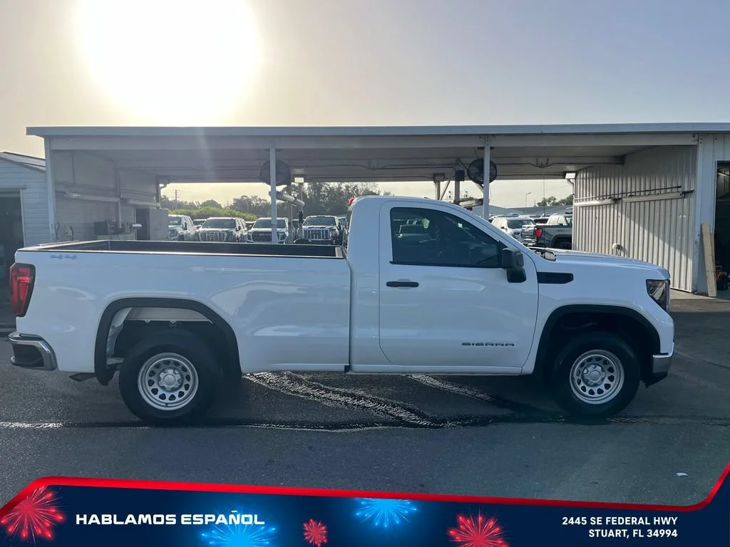 Used 2025 Summit White GMC Pro image 4